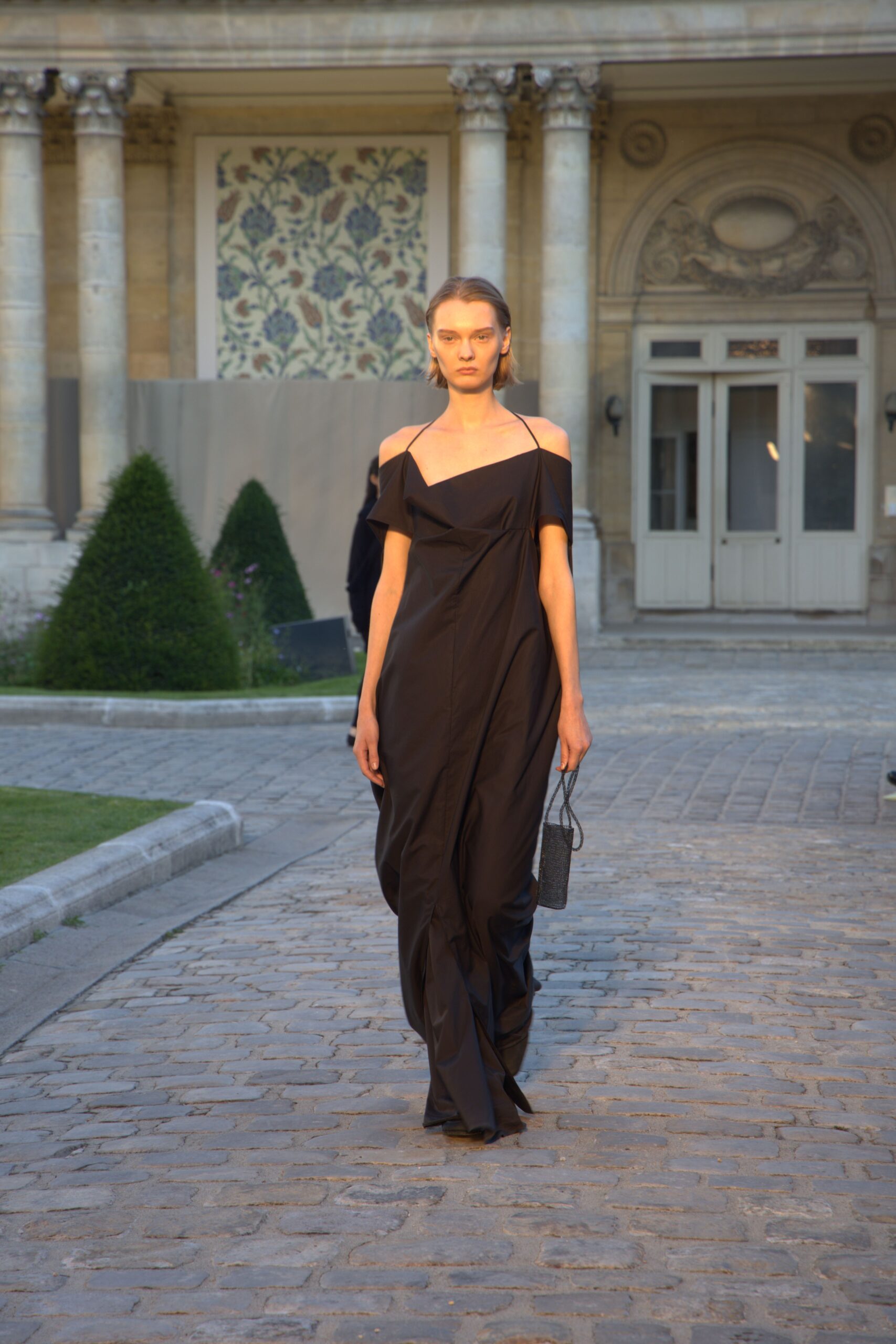 Designer RUOHAN showcases its SS26 Collection at Paris Fashion Week on September 30th.