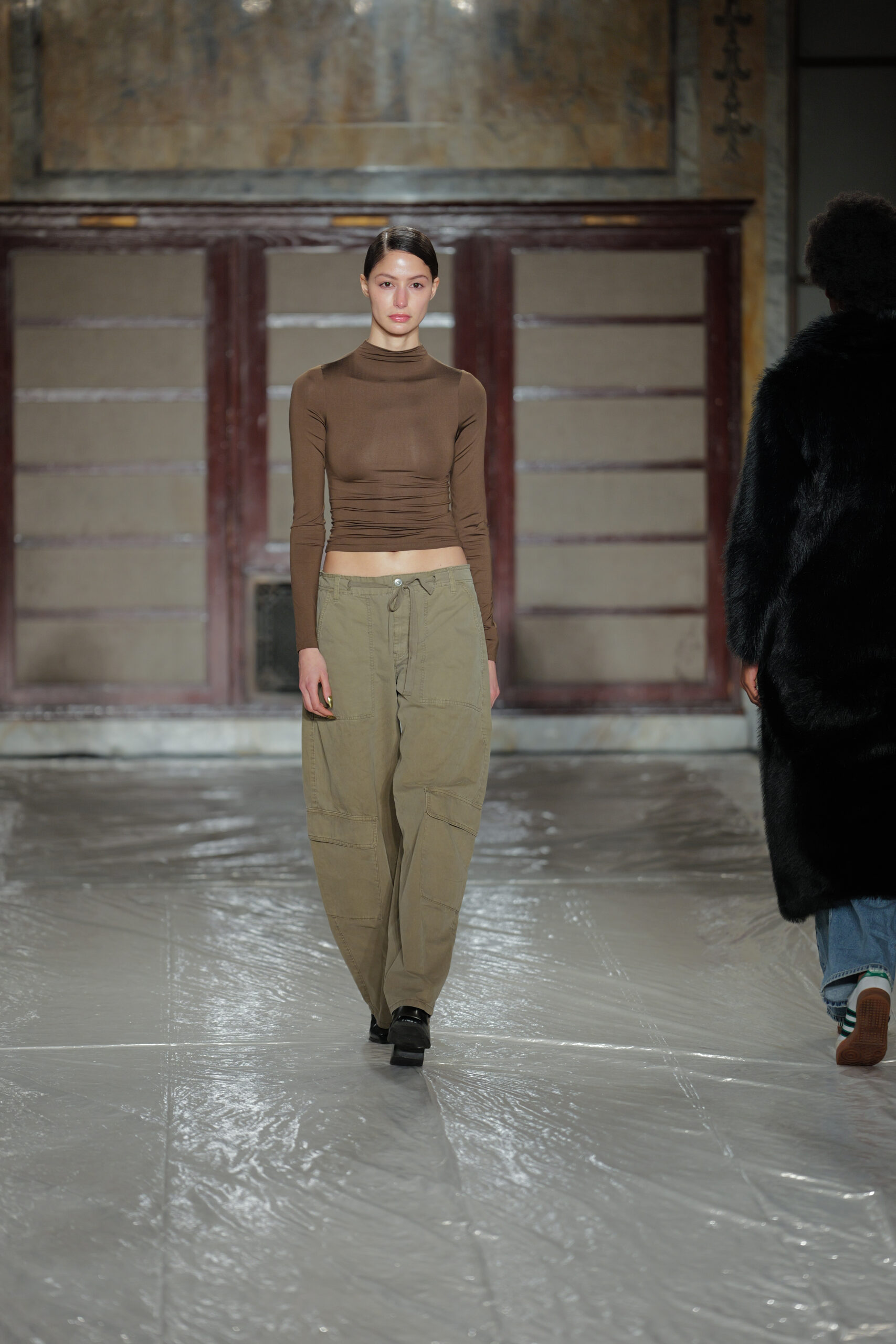 Brown turtleneck crop top olive cargo pants utilitarian style Sergio Hudson Fall 2026